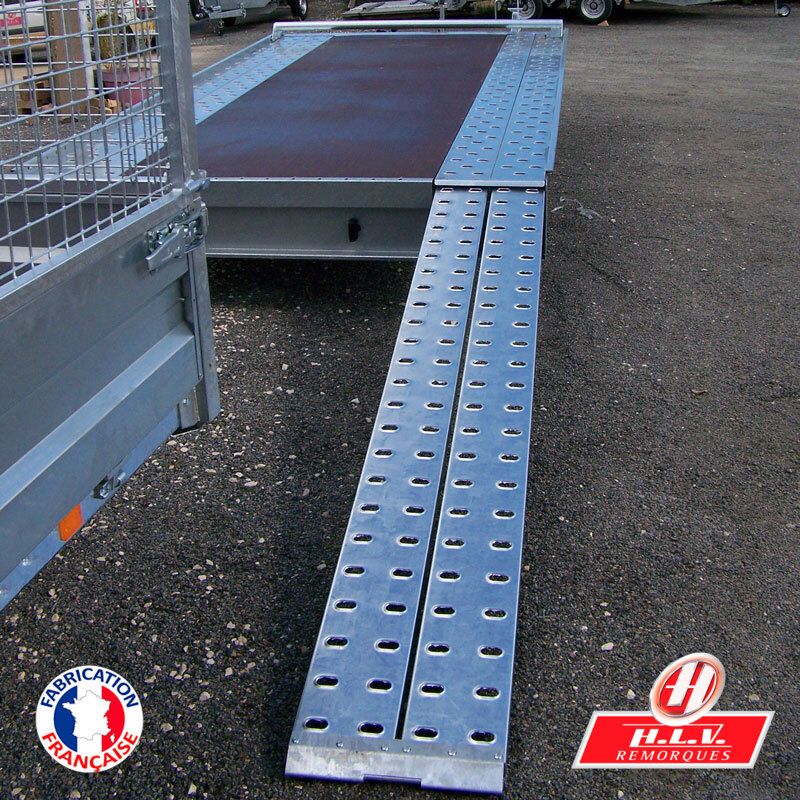 Remorque basculante avec pompe manuelle et support treuil manuel de 2950 kg