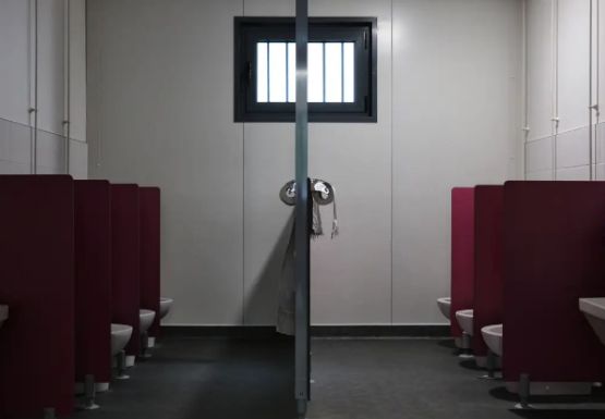 Vestiaires et sanitaires flexibles, modulaires et complets BCM - Disponible en achat ou en location courte/longue durée_3