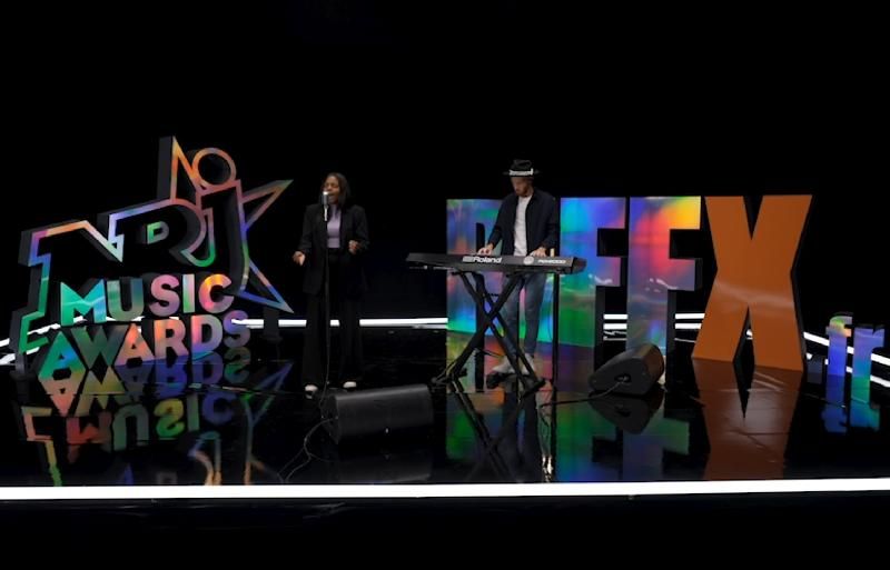 Logos et décorations événementiels en polystyrène - Impression numérique sur face avant (Fabrication en 5  jours ouvrés + Livraison)_4