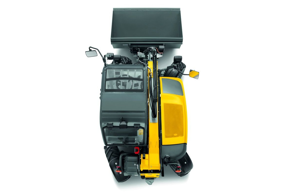 Chariot télescopique compact adapté aux terrains accidentés