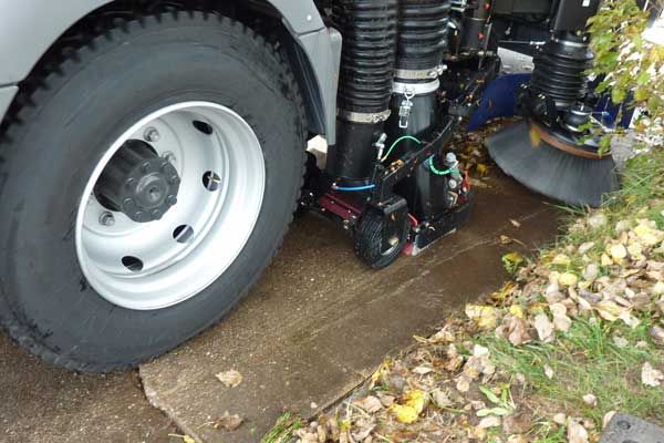 Balayeuses Urbaines VIAJET 6 & 7 - grande capacité - performance sur surfaces variées jusqu'à -5°C_3