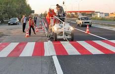 2K50A - Machine de marquage routier Hofmann - Largeurs de lignes 10 à 50 cm - Enduits à froid 2 composants - Moteur Honda 2,6 kW_3