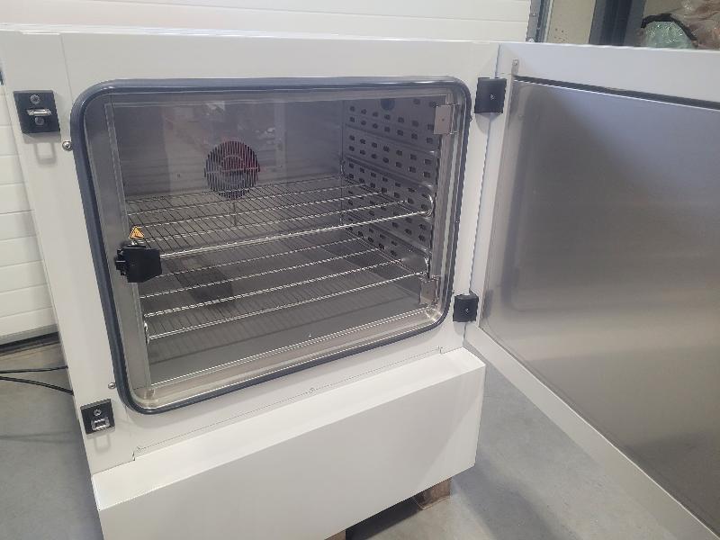 Incubateur / étuve réfrigéré BINDER KB-115 avec convection forcée 100°C_3