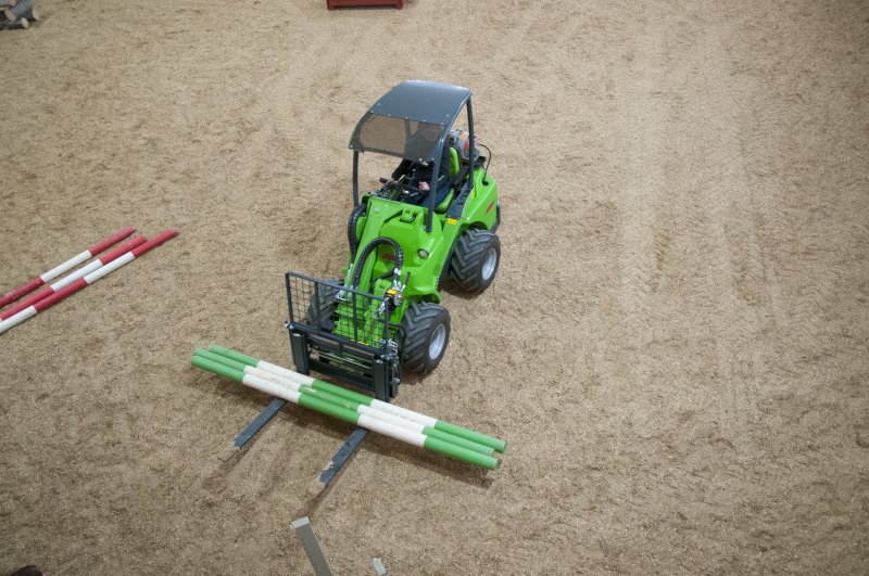 Fourche à palettes A36279 - réglage hydraulique - Avant Tecno Oy - longueur 1100 mm - capacité 1200 kg_3