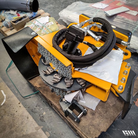 Rogneuse de souche hydraulique Série FC_3