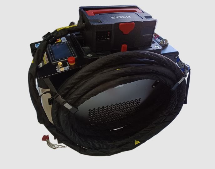 Machine de décapage laser continu adaptée aux travaux de l'industrie lourde - 2000W - Réf CLW2000_3