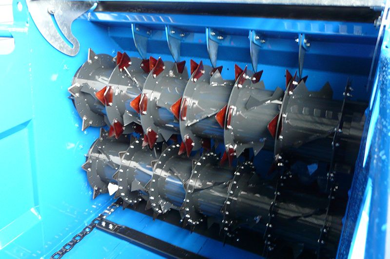 Dpm 700 gt - désileuse pailleuse - robert - distributrice trainée 7 m3_3