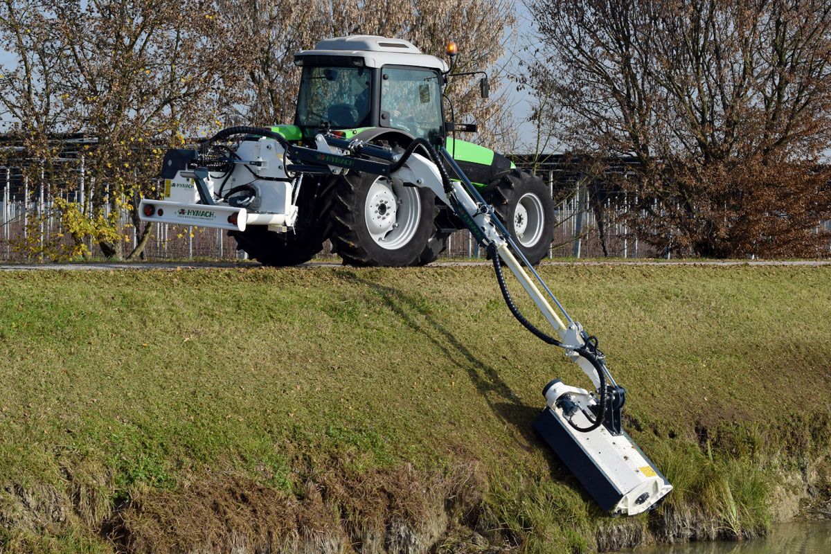 Master broyeur d'accotement - Hymach - débroussailleuse oléohydraulique pour tracteurs moyens_3