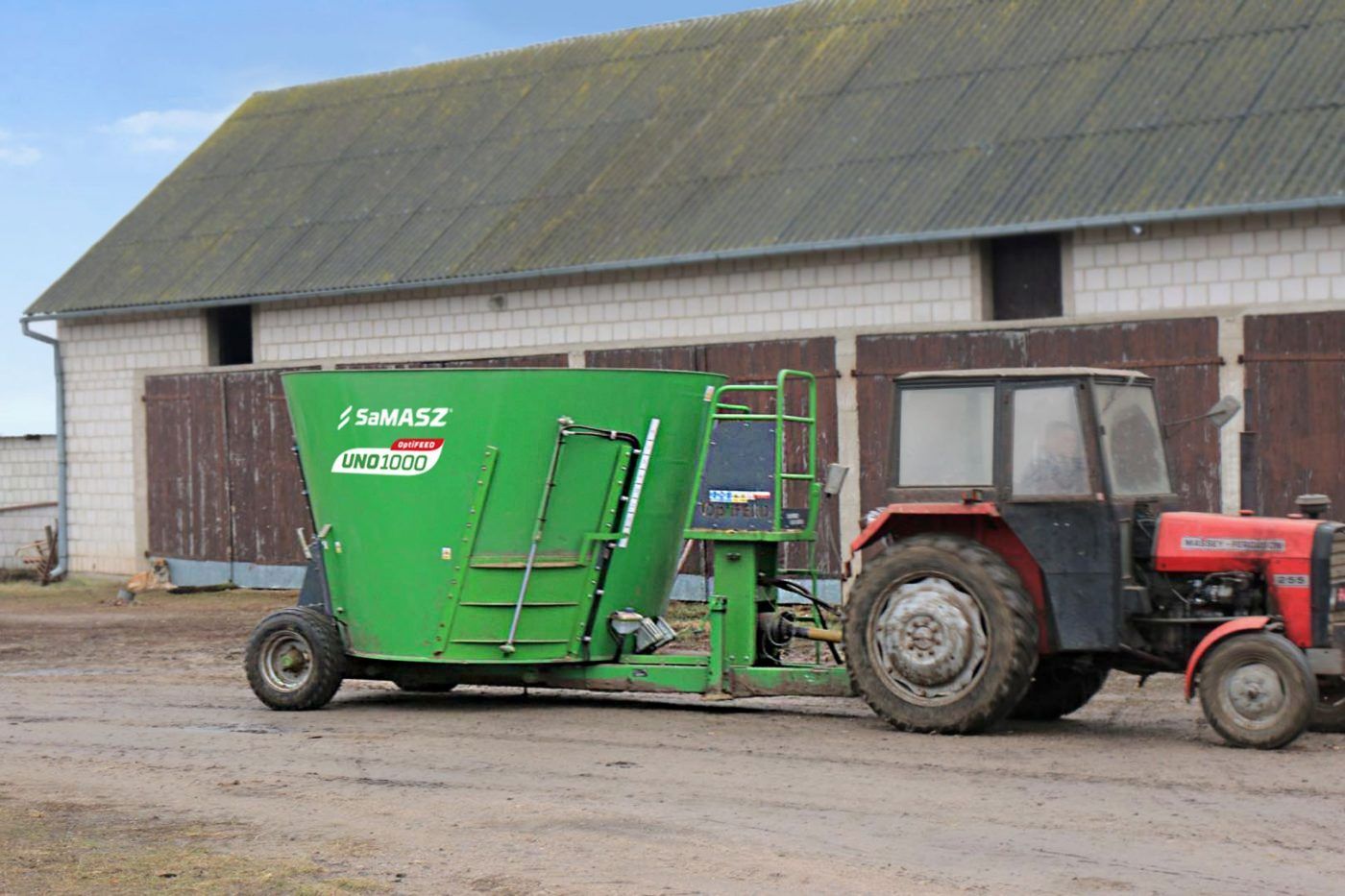 Uno Mini 500 - Mélangeuse agricole Samasz - Capacité 5m³ - Faible puissance demandée, vis innovante_3