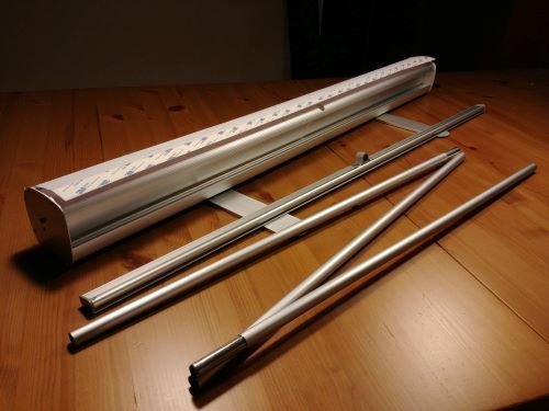 Kakémono roll-up deluxe - robuste, léger et économique - 85, 100 ou 120 cm avec visuel inclus_3