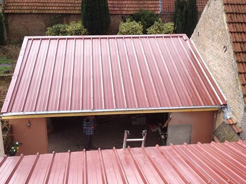 Panneaux de couverture pour environnements agressifs avec pente minimale de 7%