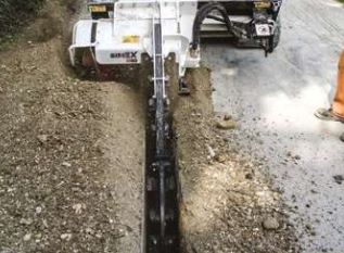 Trancheuse à chaîne CHD 120 pour chargeuses compactes - Travaux de tranchée sur terrains végétaux, profondeur max 1200 mm_3