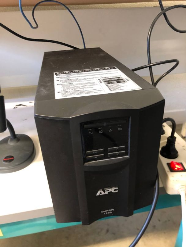 Machine VITEK 2 Compact pour identification et antibiogramme en laboratoire