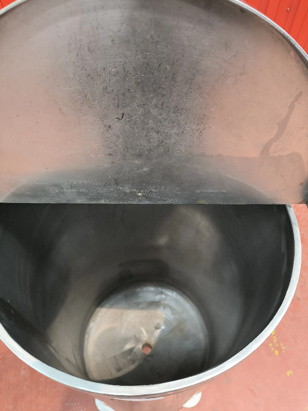 Cuve verticale en acier inoxydable 140 l - référence : c13692_3