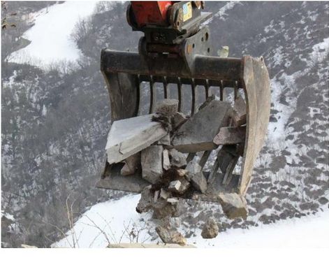 Godet squelette 600 mm - UNITER45 - A/R MBI CR30 Twin Lock pour minipelle 1,8-2,8T - Réf. U4528GSQ600EXCR30_3