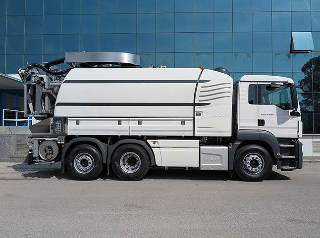 Elegance 2.0 - Camions aspirateurs Kaiser - Débit de 984 à 3 900 m3/h, design moderne et technologie fiable_3