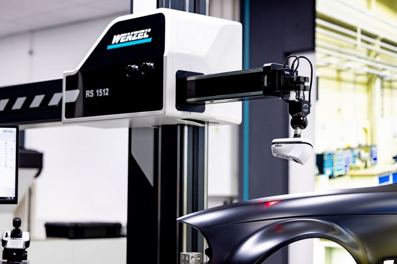 Machine tridimensionnelle - Série RS avec système de guidage latéral et haute flexibilité_3