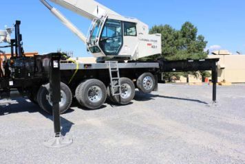 Camion grue NBT36-1 - Manitowoc - charge maximale 32,7 t - flèche principale 38,7 m - hauteur maximale 57,9 m_3