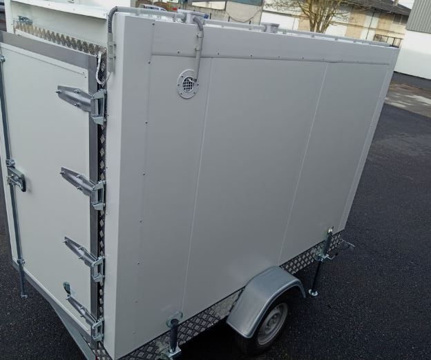 Remorque frigorifique surgelée simple essieu 1300kg - Arno 19 - Dimensions intérieures 2m30 x 1m20 x 1m67_4