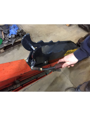 Pouce de manutention  slanetrac pt serie pour pelles  1t4 à 18t_3