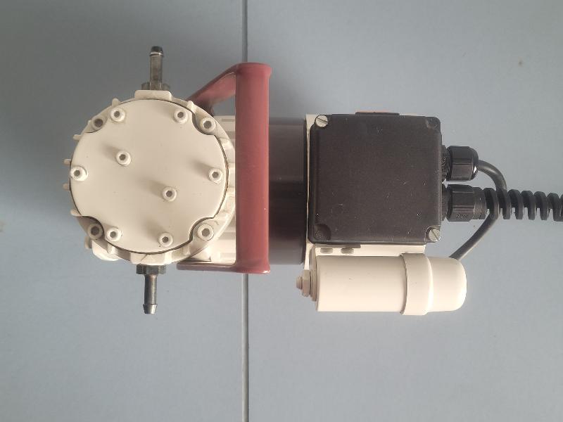 Pompe à vide à membrane KNF N022AN.18_3