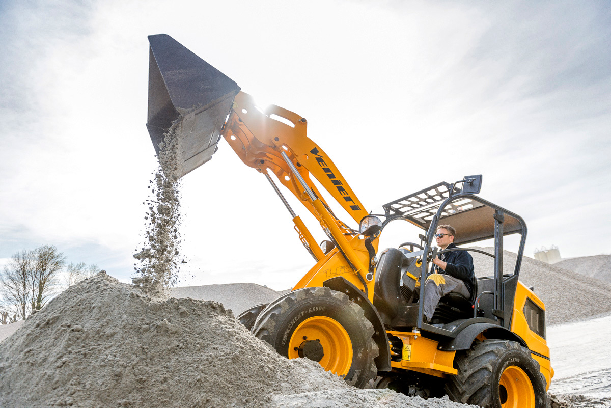 Mini-chargeuse 3,6 tonnes avec différentiel à glissement limité avant
