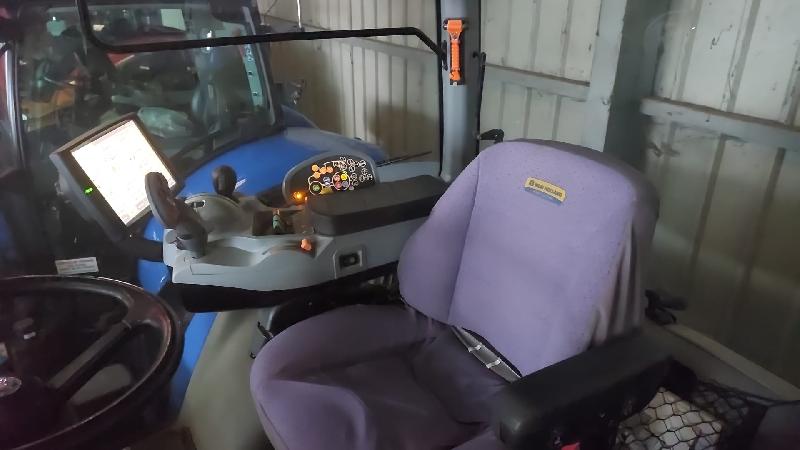 New Holland T8.360 UC - Tracteur agricole - 330 ch - 2013 - Full Powershift - 4RM_3