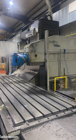 Fraiseuse Kiheung avec commande CNC - Heidenhain TNC 426 - tête automatique 3000 tours/min - courses 3100x1000x1600 mm - Occasion_3
