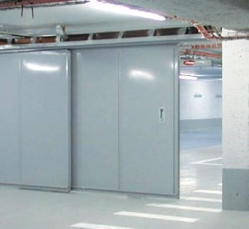 Système de porte suspendue pour usage industriel