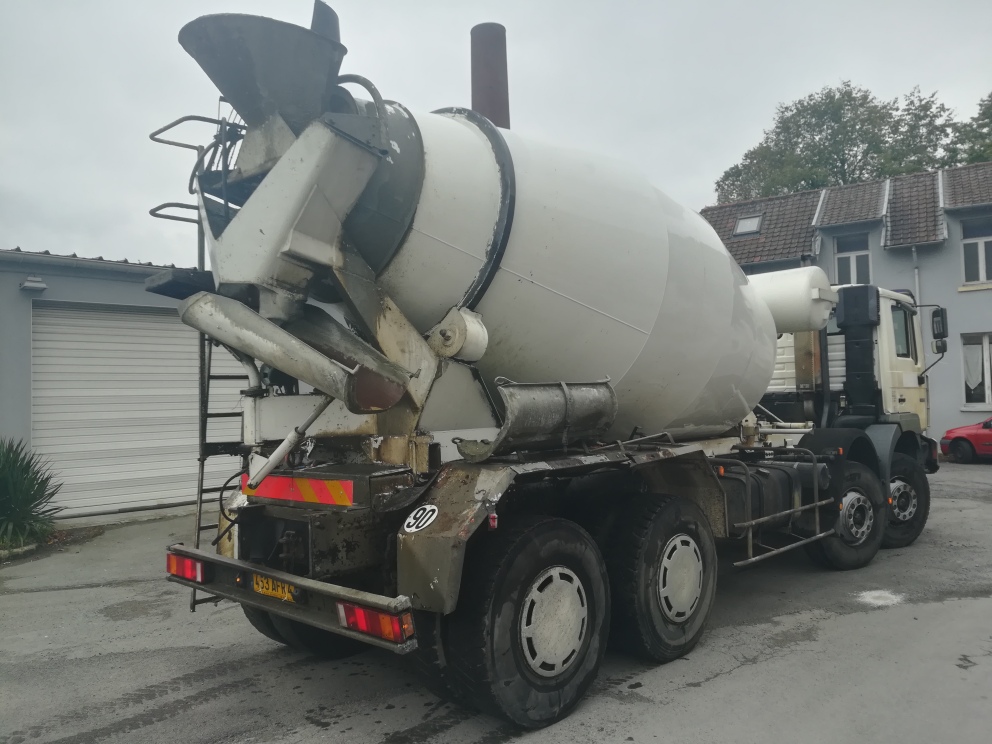 Man 35.364 8x4 malaxeur liebherr 8m3 - 1999_3