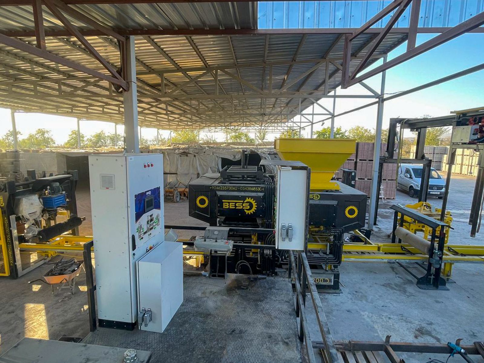 Machine à briquettes semi-automatique PRS-1200 - Production de 12 000 briquettes en 8 heures_3