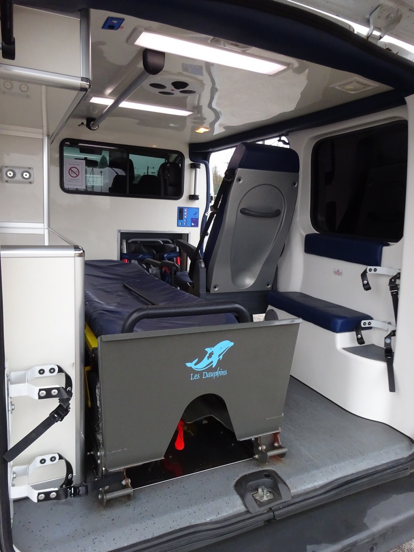 Ambulance renault trafic l1h1 2013 type a1 - occasion_3