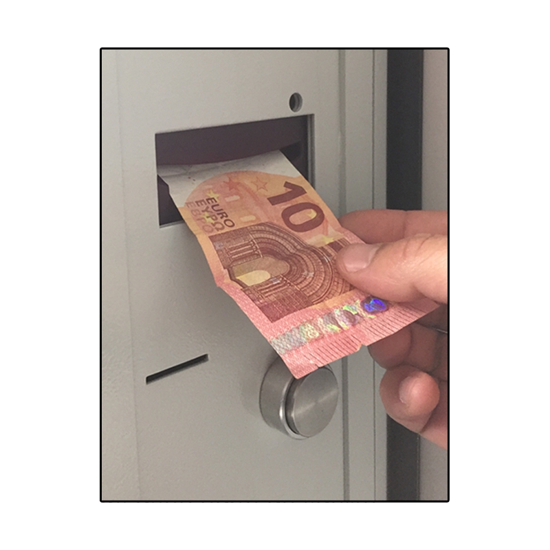 Cabine photo d'identité à alimentation: prises normalisées 220V 16A - HANDI 4_3