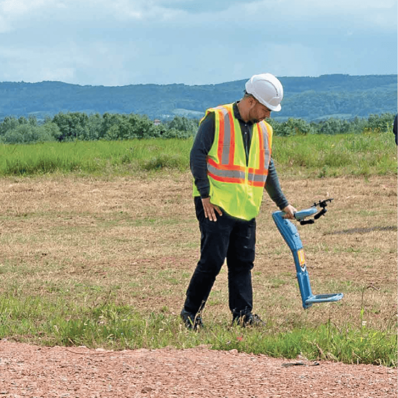 Détecteur de réseaux enterrés et de marqueurs RF - RD8100 RF et RD7100 RF - Fonctionnalités avancées et connectivité GNSS_3