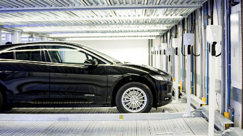 Parking mécanique à superposition 3 niveaux avec fosse - Combilift 543_3