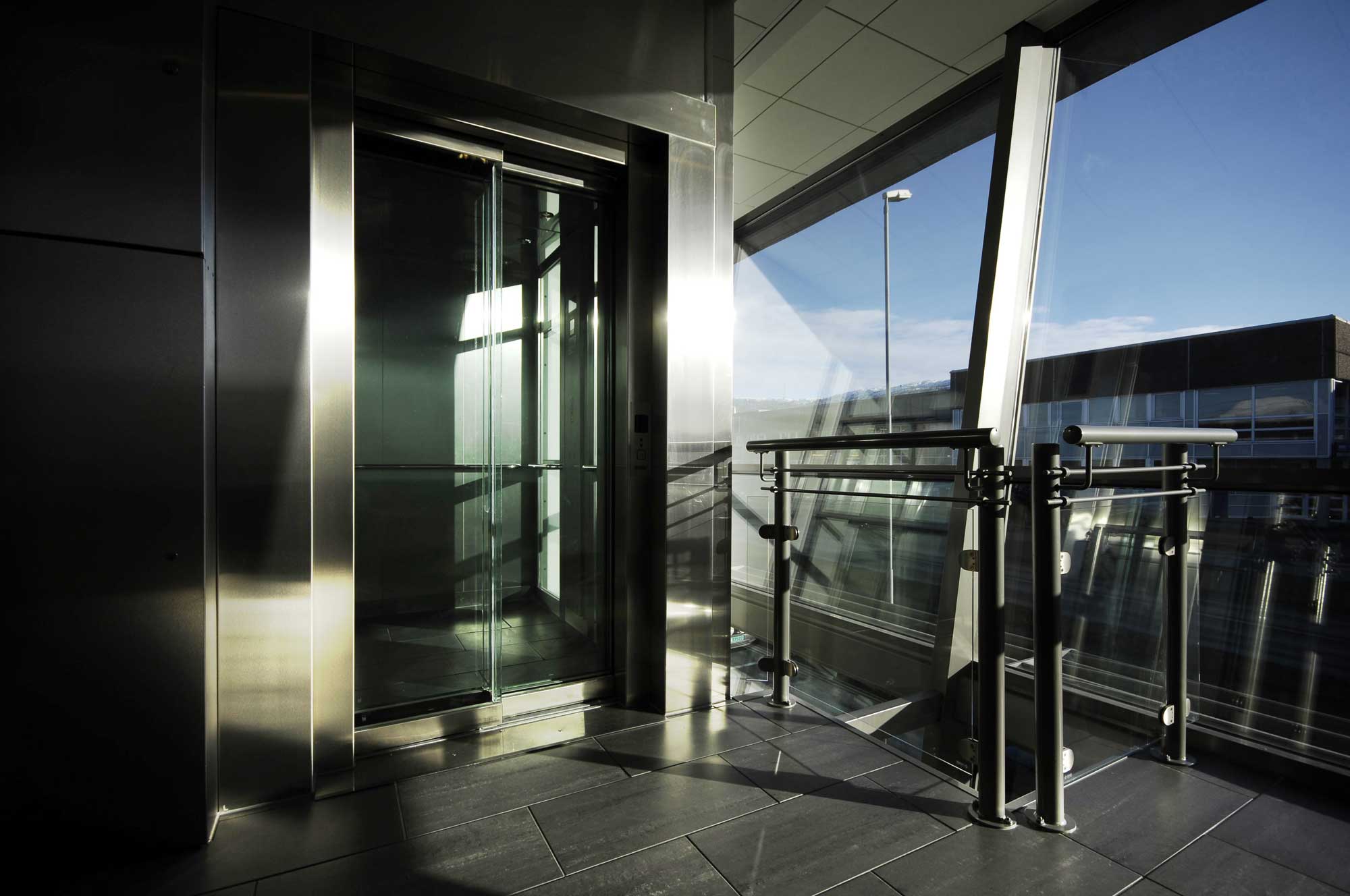 Système de mobilité vertical pour maisons et immeubles