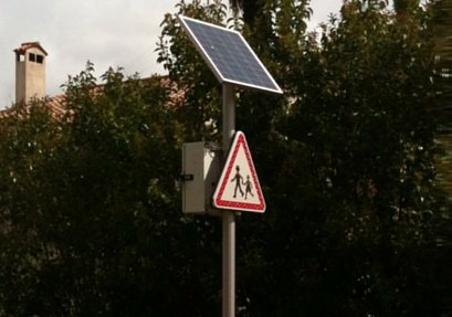 Panneau à LED renforcé - Catégories A, B et C - Aluminium et fixation par rails_3