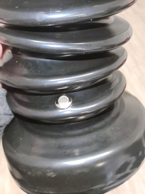 Soufflet en caoutchouc conçu pour protéger des vérins et autres pièces