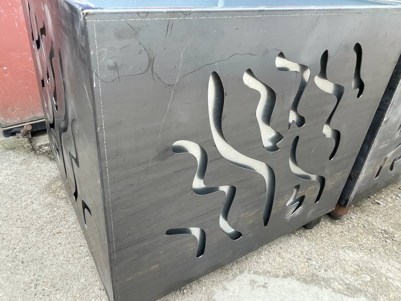 Jardinière géante en acier Corten 1200 x 1200 mm, épaisseur 3 mm - MTCP, création sur mesure pour un futur gîte_3