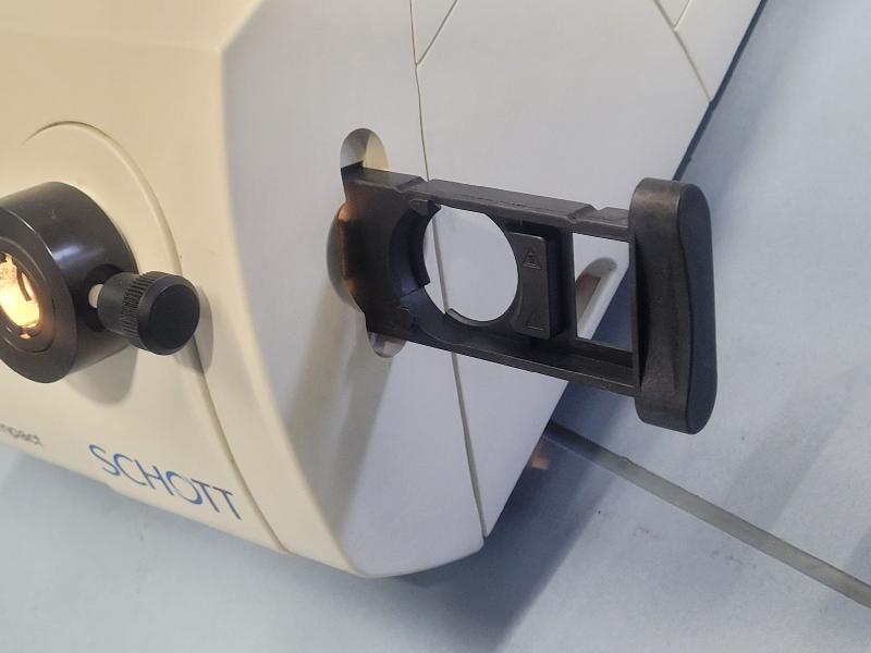 Source de lumière froide SCHOTT KL1500 COMPACT_3