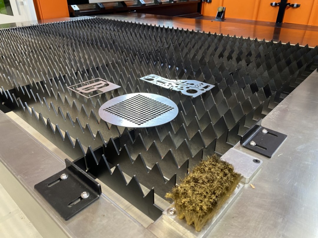 Table de découpe laser fibre ADFORM - LTO1510 - Compacte avec table mobile 1500x1000mm - Puissance 1500W_3