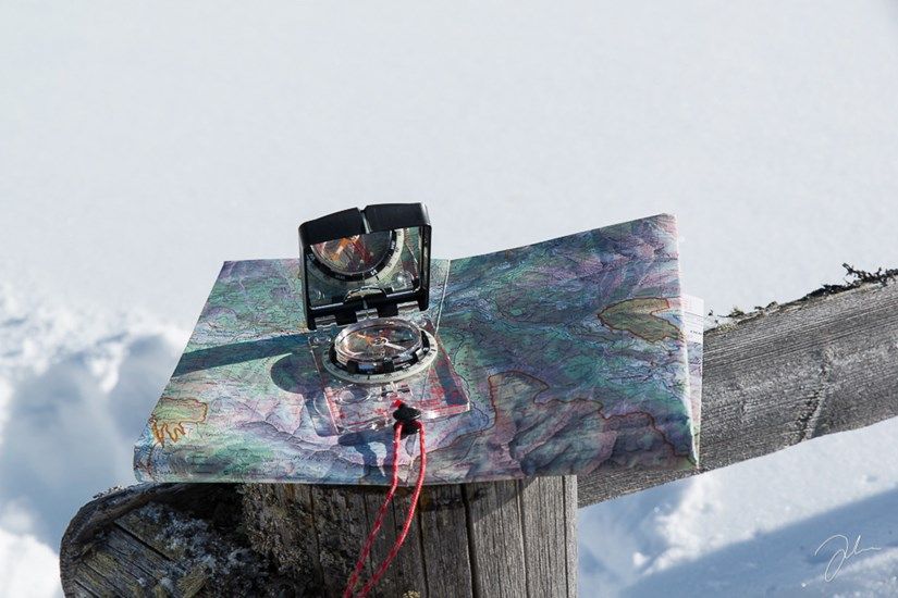 Mc-2 NH Mirror Compass - Boussole avec clinomètre - Suunto - 74 g / 2,61 oz - Navigation précise et fonctions avancées_3