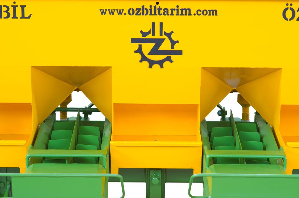 Planteuse PD220-4 - Özbil Machines Agricoles - Longueur 1890 mm - Plantation de pommes de terre avec fertilisation automatique_3