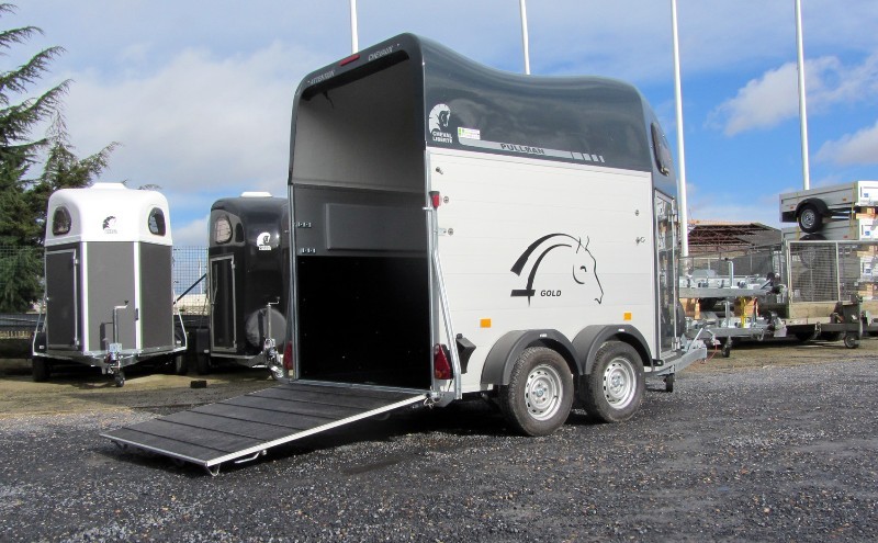 Van confort 2 places pour chevaux - Cheval Liberté - Gold 2 Aluline avec suspension Pullman 2 et caisse en alu_3