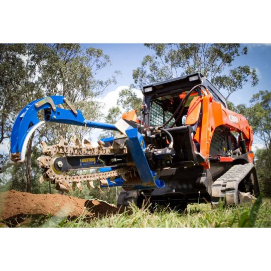 Trancheuse de sol polyvalente pour chargeuses et skidsteers