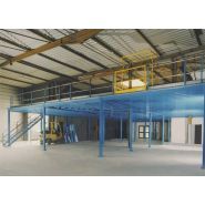 Solution d'aménagement industriel avec mezzanine autoportante