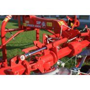 SIP Spider 400/4 ALP avec attelage fixe et roues rotatives