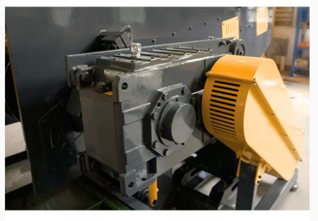 Broyeur Granulateur Monorotor pour le traitement de tous types de matériaux composites et plastiques techniques  - BCX55_3