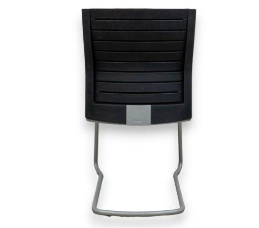 Chaise visiteur Steelcase Luge Tissu Bordeaux - d'occasion - piètement en métal gris - moderne et confortable_3