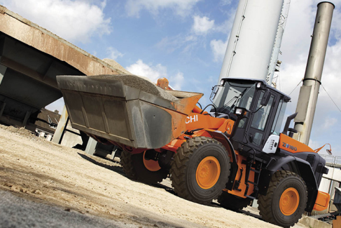 Chargeuses ZW180-5B - Hitachi - 126 kW, 14400-15000 kg, godet 2.4-2.8 m³_3